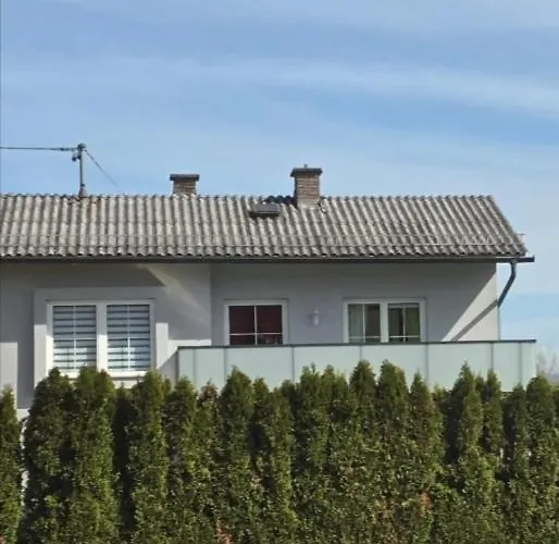 Charmantes - Velden Fahrendorf