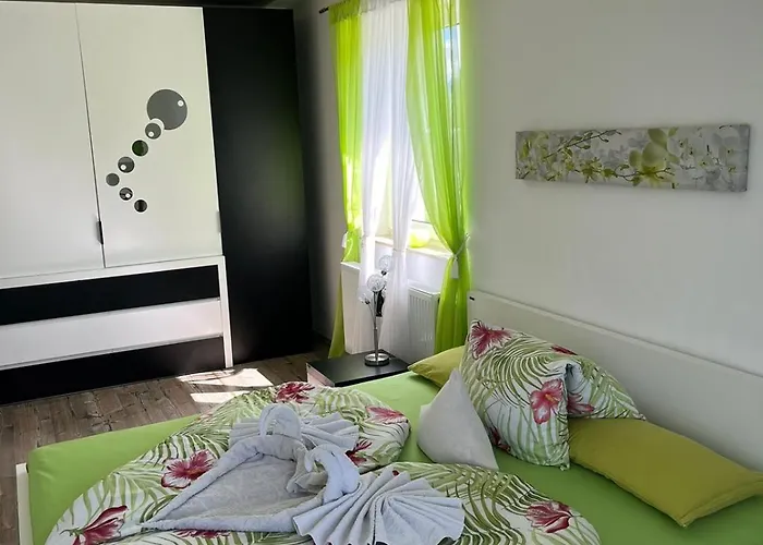 Feriehus Charmantes - Velden *