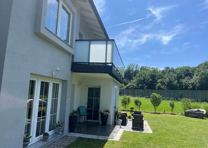 Feriehus Charmantes - Velden